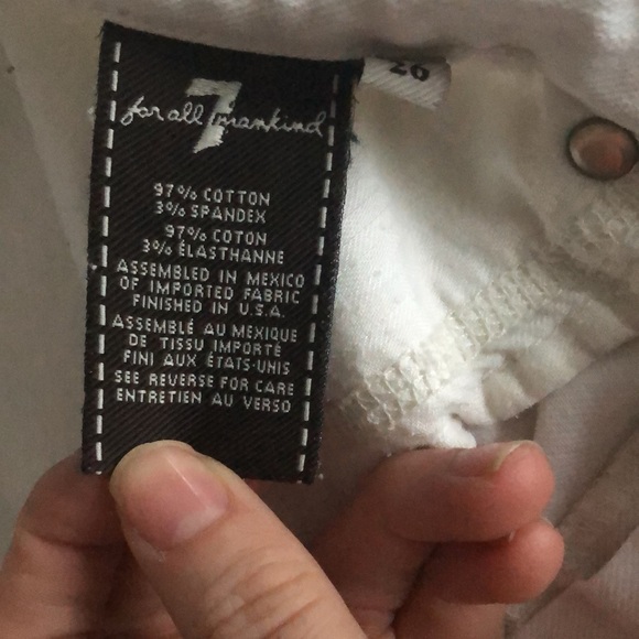7 For All Mankind | Gorgeous White Distressed Jean - Picture 5 of 5